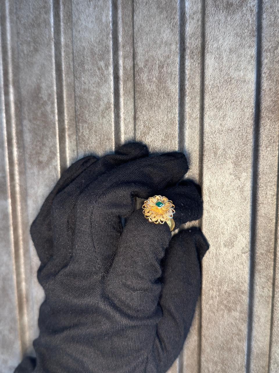 Anillo Filigrana Esmeralda Cuadrada